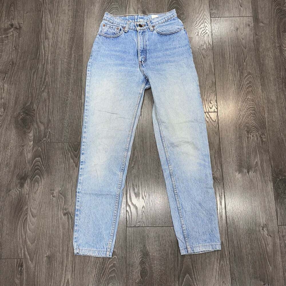 Vintage Levi's 17512 High Rise Tapered Jeans Size 7M